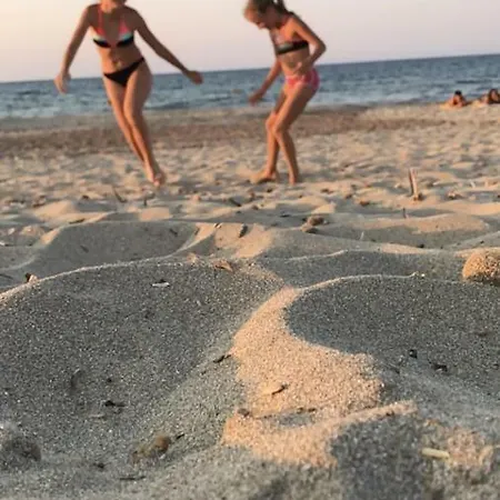 Beach House Can Anni * سون سيرا دي مارينا