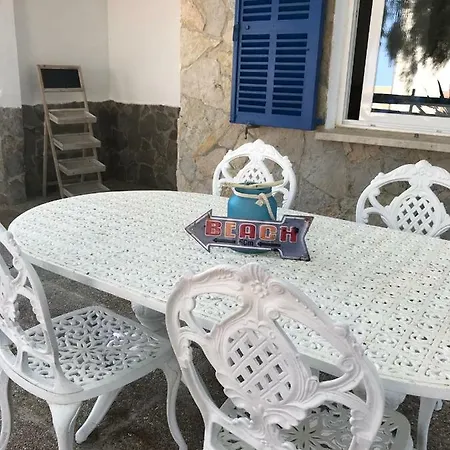 Beach House Can Anni بيت للعطل